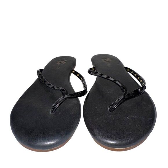 Yosi Samra YS Roee Tonal Stud Sandals 7 Black Leather Thong Flip Flop Cushioned - Picture 2 of 9